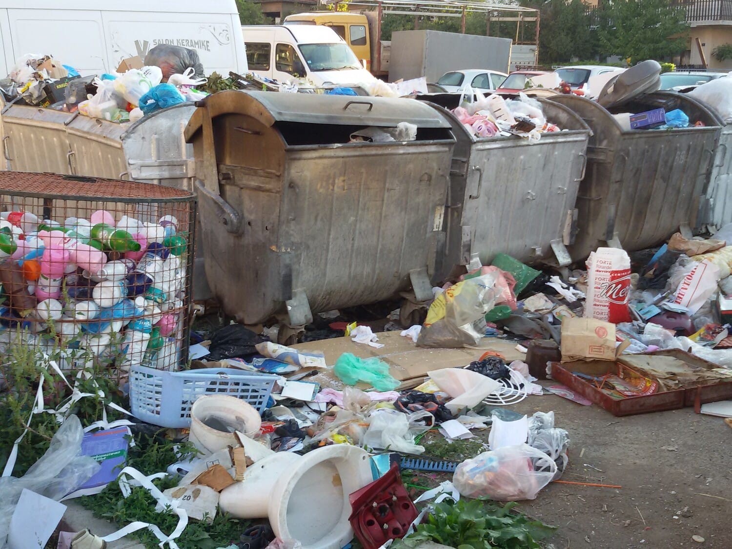 Prepuni kontejneri Prijavi problem