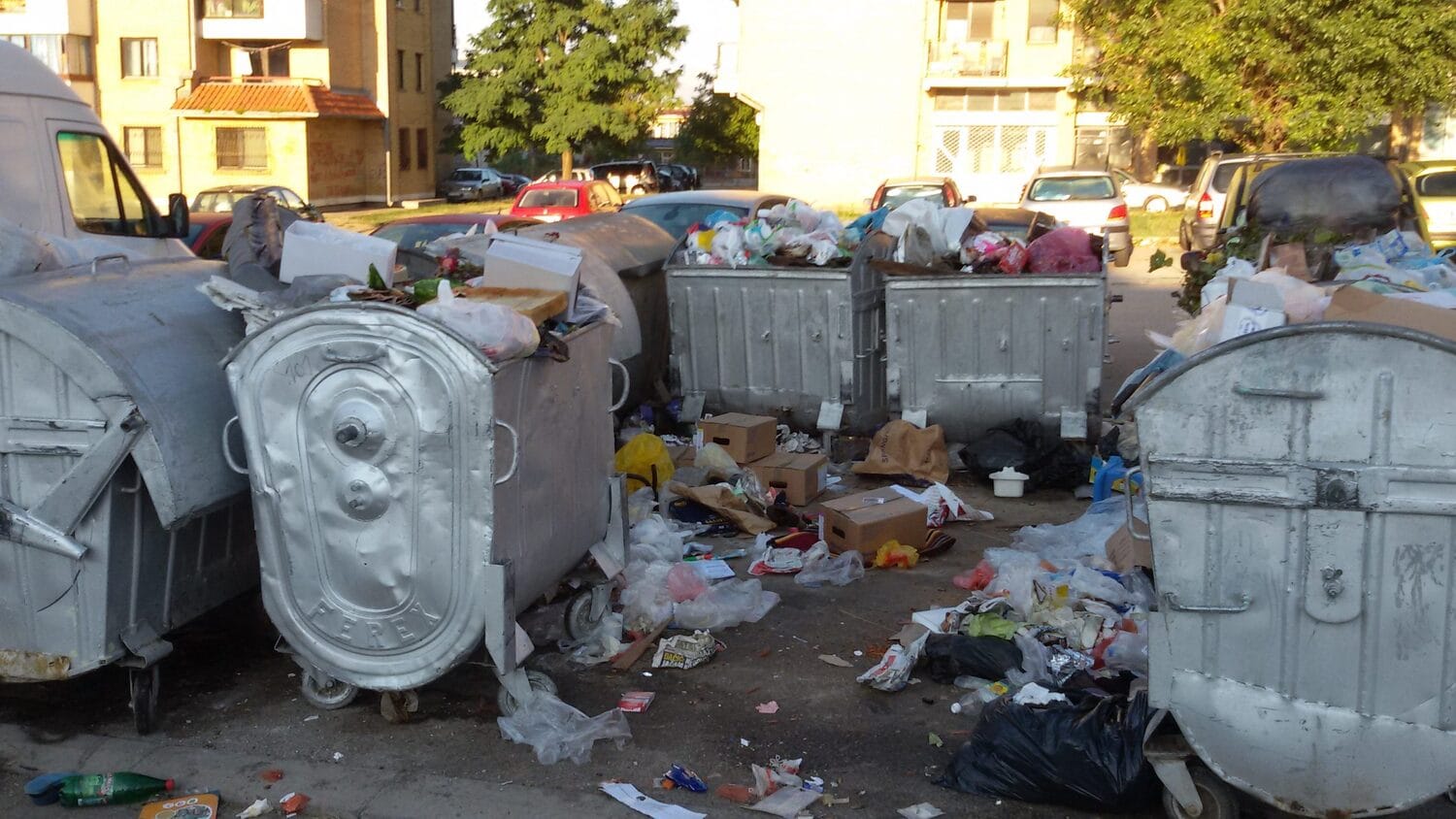 Kontejneri Knjaževačka