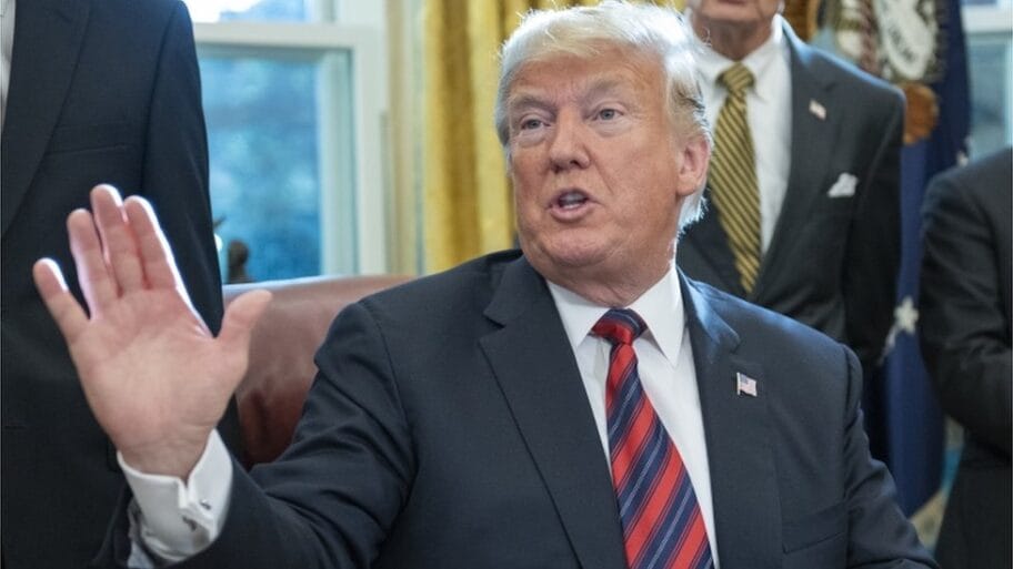 104003922 tv050146957