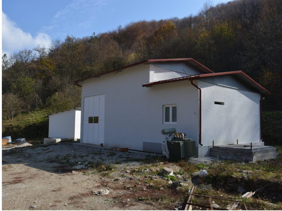 masinska zgrada MHE foto Lj F