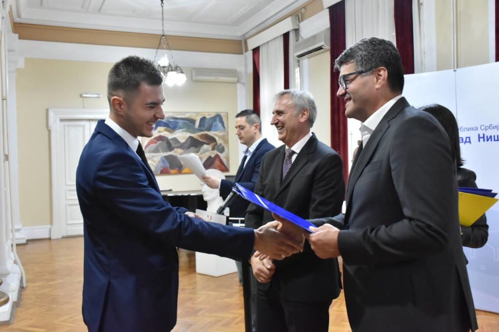 Subvencije za privrednike foto gradski sajt