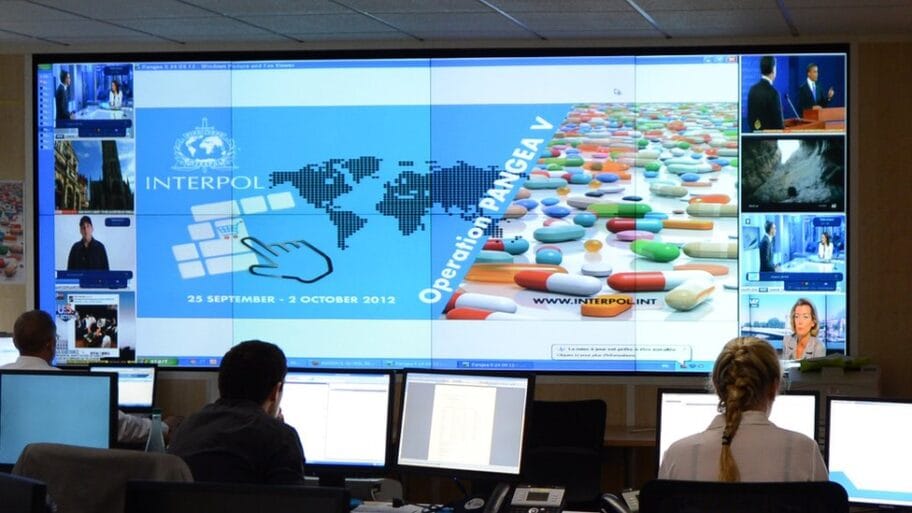 104028212 gettyimages 153367807