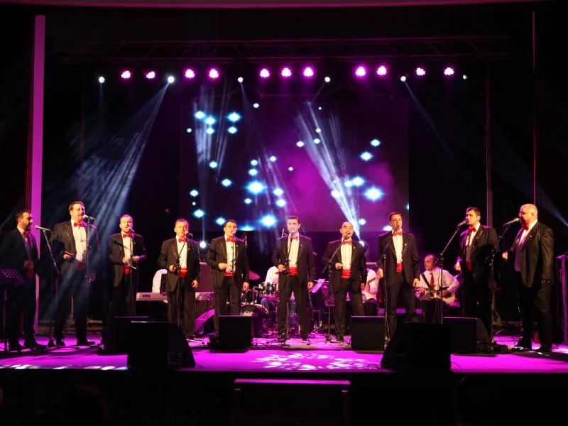 Vokalna grupa Constantine foto dm