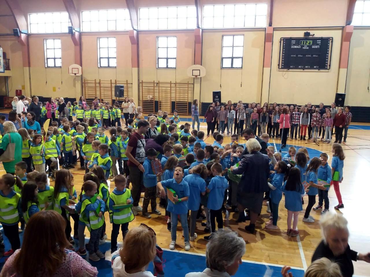 Uniforme prvaci foto Opstina Medijana