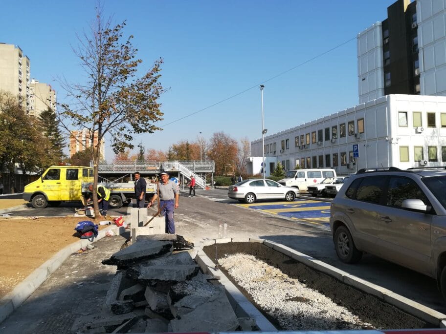 Probijeni rokovi - garaža kod Doma zdravlja još nije završena 18 Parking DZ 4 novembar 2018 foto JV J A