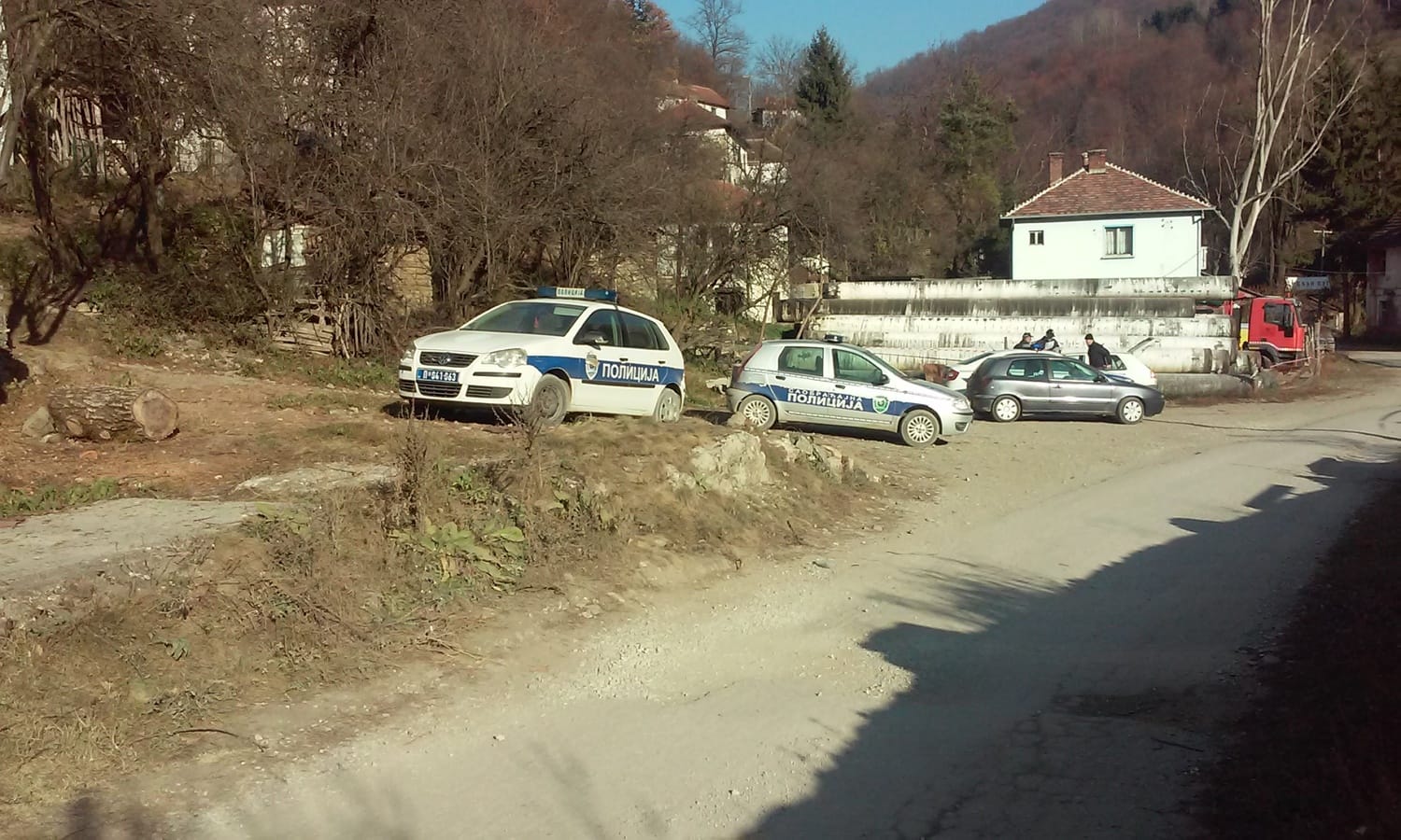 Policija svakodnevno u selu