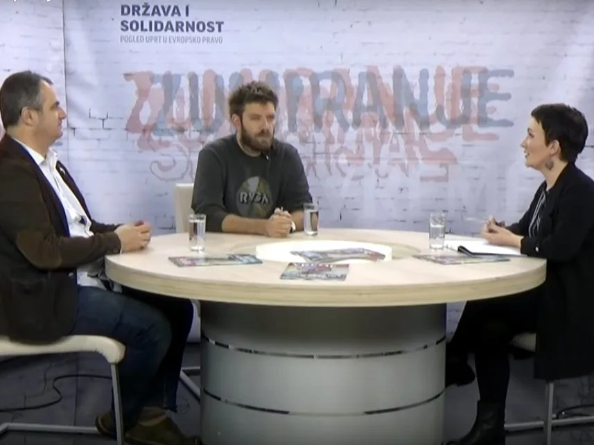 Grubački: Čist fašizam na festivalu u Aleksincu 18 Zumiranje foto print screen youtube