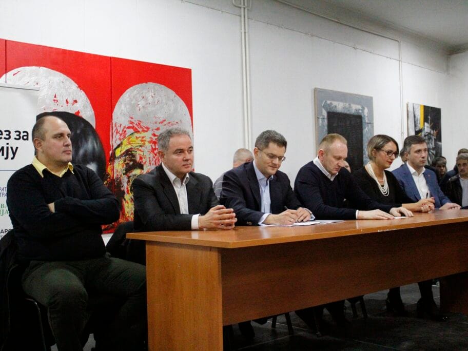 Tribina Savez za Srbiju novembar 2018 foto Bojana Antic