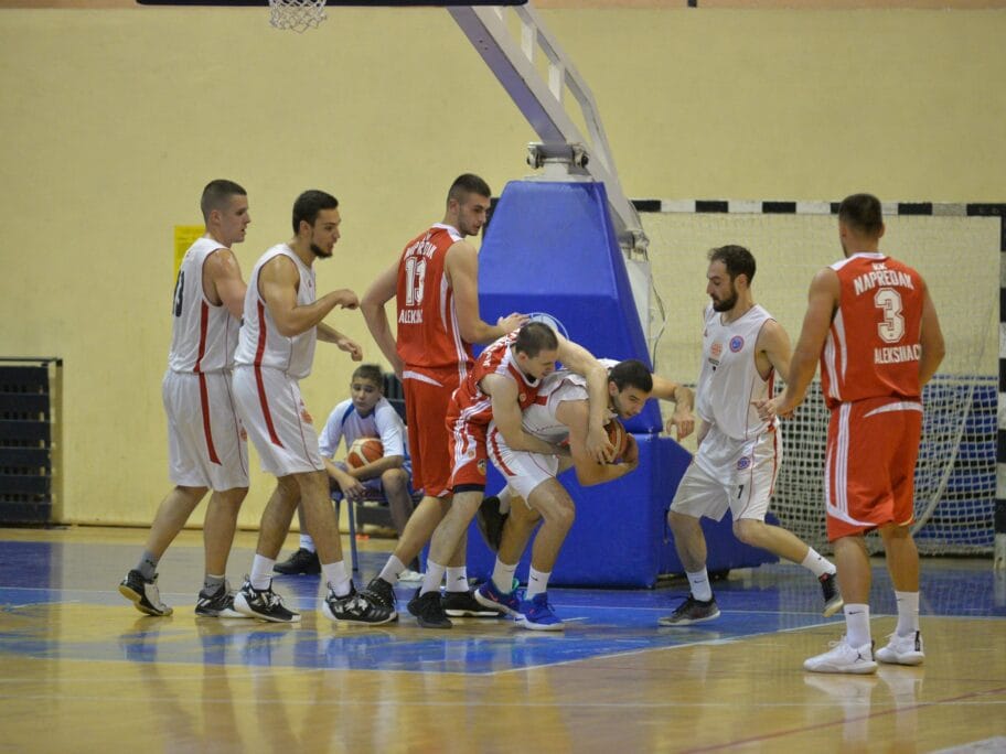 Druga košarkaška liga: Zdravlje izgubilo za 1 poen, Konstantin ubedljiv 12 Konstantin Napredak kosarka foto Juzne vesti Vanja Keser