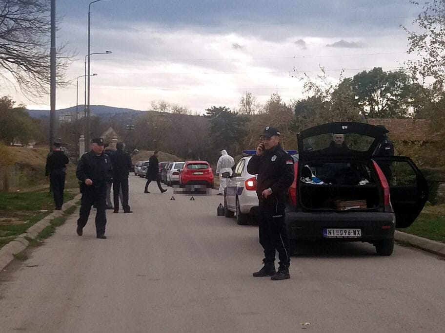 ubistvo tvrdjava foto m t