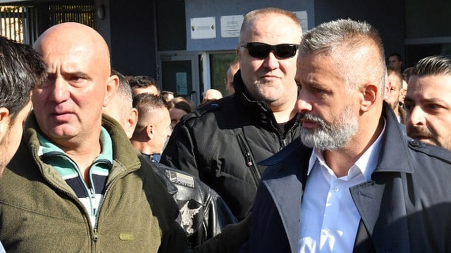 Oslobođen Naser Orić: „Svako u Bosni ima svoje heroje" 2 104555641 gettyimages 859235238 594x594