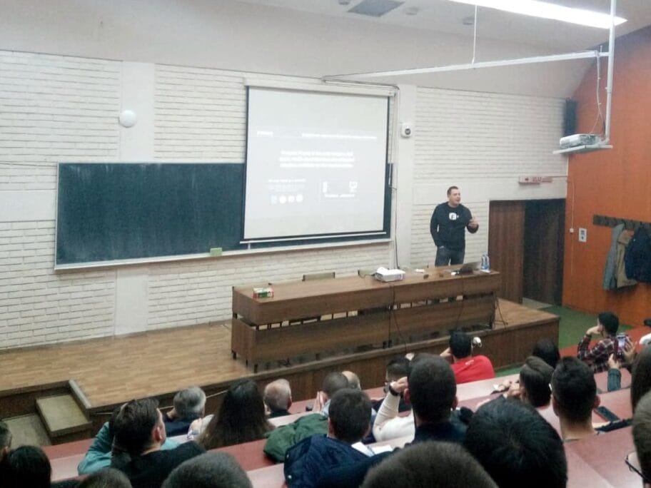 Frame summit Nikola Bozinovic predavanje foto Juzne vesti Milan Zirojevic