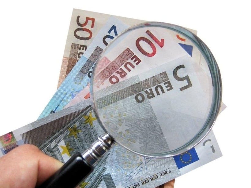 Diskusija u Nišu - “Da li verujete da se tužilaštvo bori protiv korupcije”? 10 korupcija pare flickr Cropped