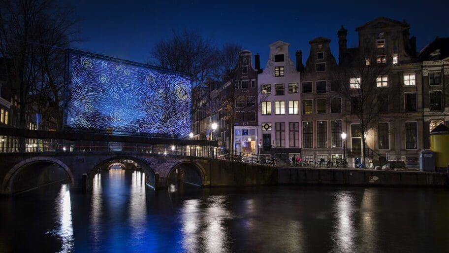 Umetnici iz Beograda vraćaju zvezde na amsterdamsko nebo 5 104696245 artistsivanajeli pavlepetrovi starrynight amsterdamlightfestival2018 photocopyrightjanusvandeneijnden 1