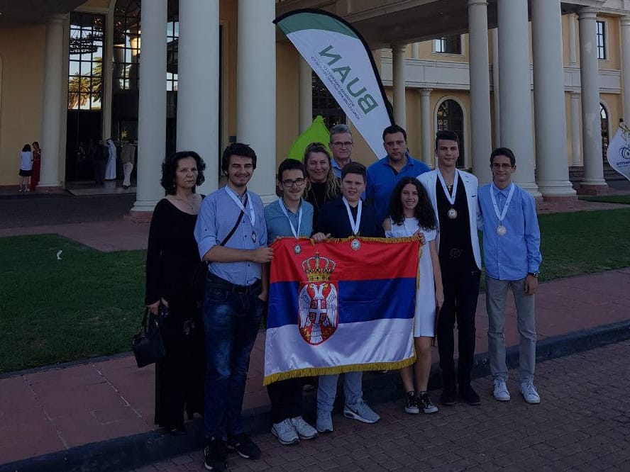 Dve bronzane medalje za mlade Nišlije na naučnoj olimpijadi u Bocvani 9 naucna olimpijada foto privatna arhiva