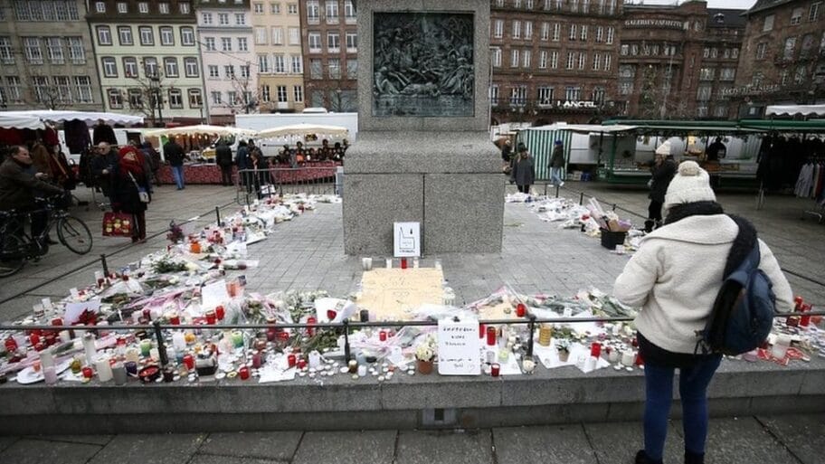 104802677 051181475 1