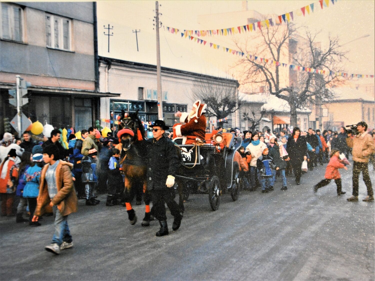 Svrljiški Deda Mraz pola veka uveseljava mališane 1 DSC 1169 2 scaled