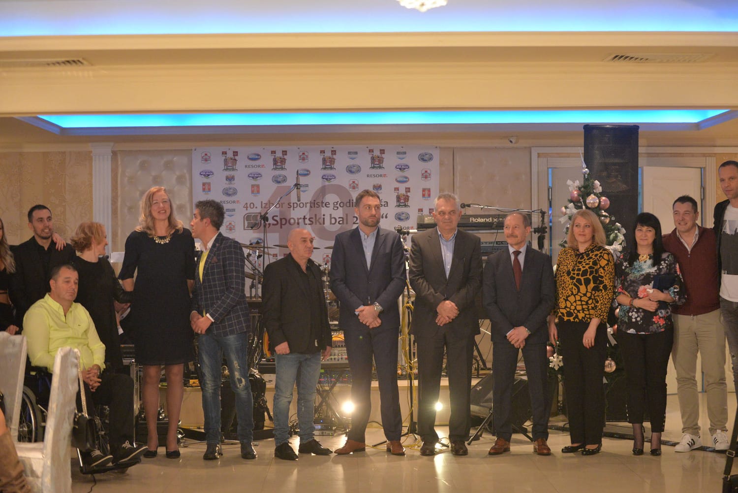 bivsi-dobitnici,-sportski-bal,-foto-jv-vanja-keser