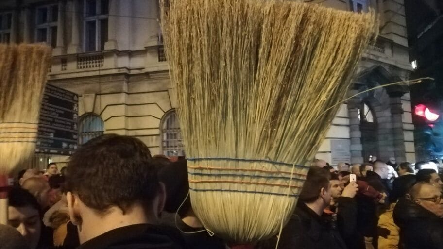 104926075 img 20181222 175856