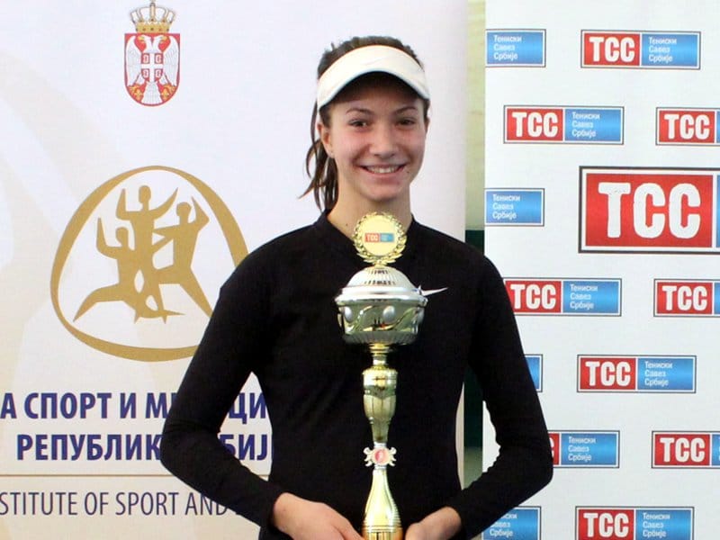 Teniserka Lola Radivojević šampion Srbije 1 Lola Radivojevic sampion Srbije foto Teniski sabez Srbije