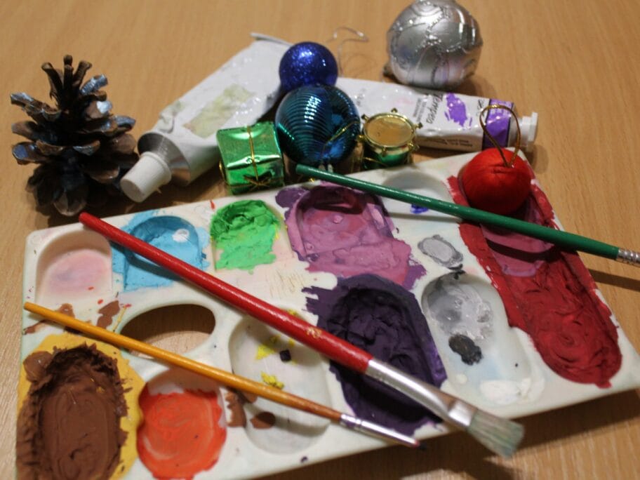 Slikarski pribor decembar 2018 foto Bojana Antic