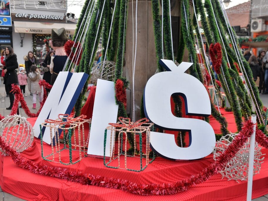 U centru Niša prvi put otvorena "novogodišnja ulica" 20 Ulica otvorenog srca foto JV Vanja Keser