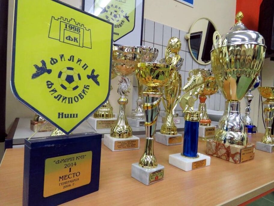 FK Filip Filipovic pehari foto Facebook FK Filip Filipovic