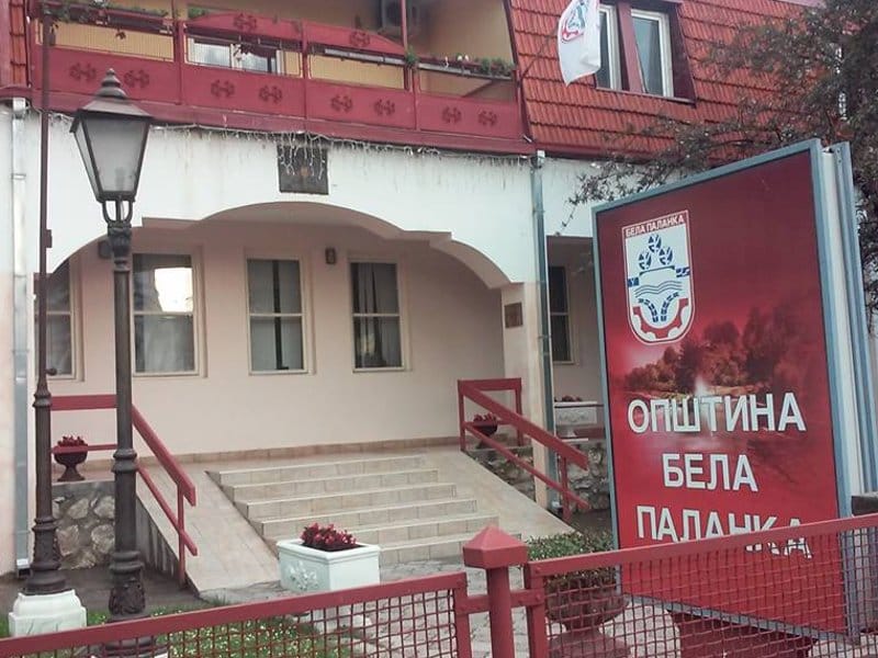 Bela Palanka foto Lj F