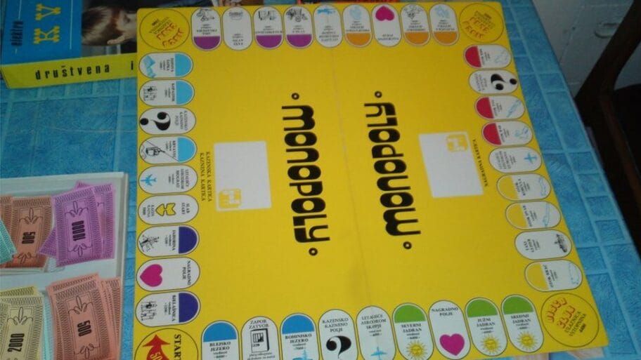 104634378 monopoly stara drustvena igra hribar joze ljubljana slika 82692037