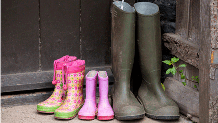 Na prodaju imovina Univerzal banke, a među artiklima najbrojnije Tigar čizme 4 105149300 cizme 451198972