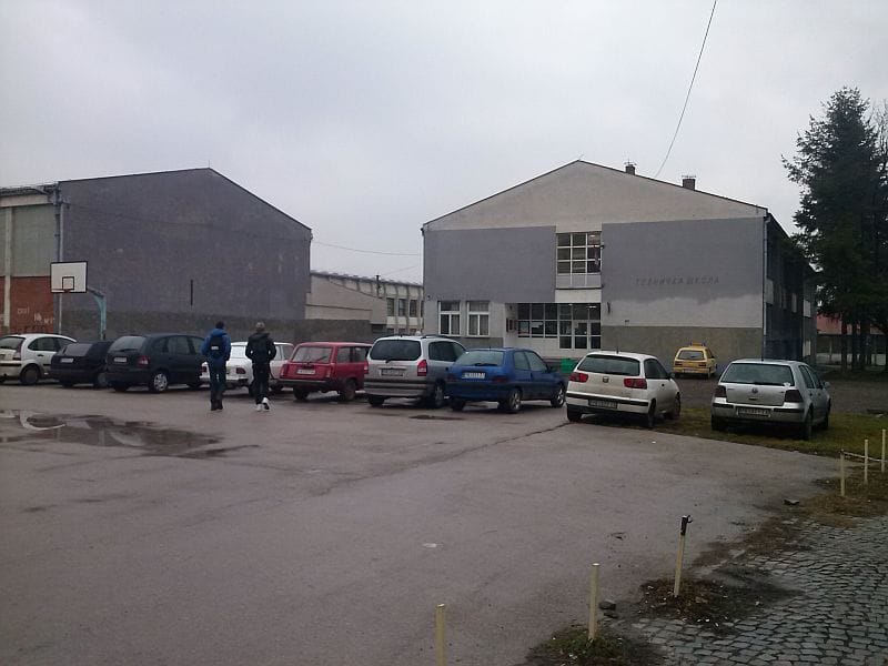 Od podruma u Tehničkoj školi prave multimedijalnu učionicu 11 PROKUPLJE tehnicka skola 15 maj foto ljm