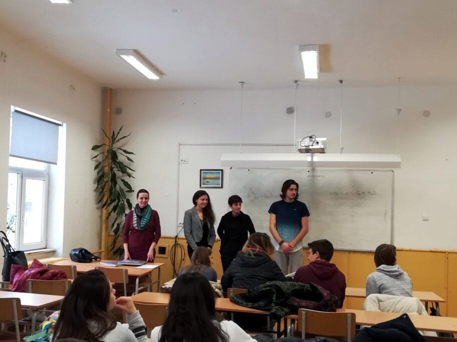 Studenti iz Francuske Gimnazija Svetozar Markovic ucionica foto Juzne vesti Milica Jovanovic scaled