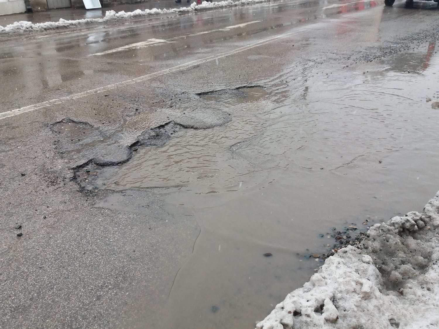 Udarne rupe Leskovac 2 januar 2019 foto Bojana Antic