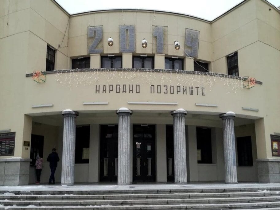 Operska diva Jadranka Jovanović na Dan zaljubljenih nastupa u Nišu 5 Pozoriste Nis zimska foto JV J A