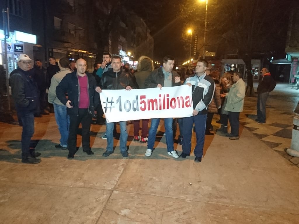 protest pirot foto Lj F