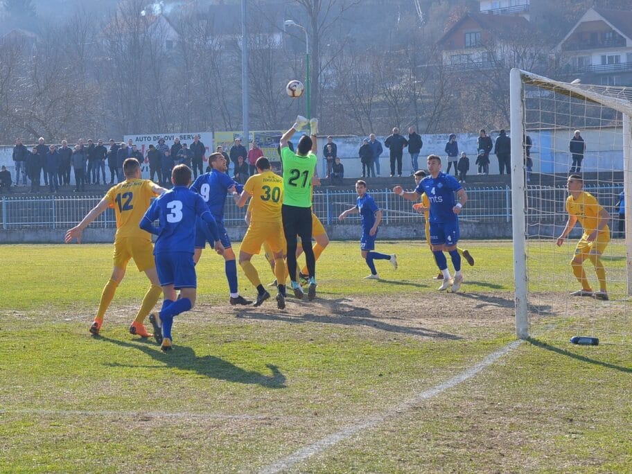 Dinamo se u Bačkoj Palanci nada novim bodovima 4 Dinamo Radnik prijateljska utakmica Vladicin Han foto Dejan Mircev
