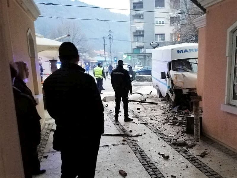 Leskovčanka teže povređena u udesu u Surdulici 19 udes surdulica foto i m