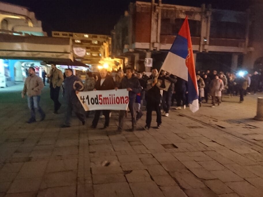 Piroćanci traže od gradonačelnika Vasića da izađe iz koalicije sa SNS 15 setnja foto Lj F