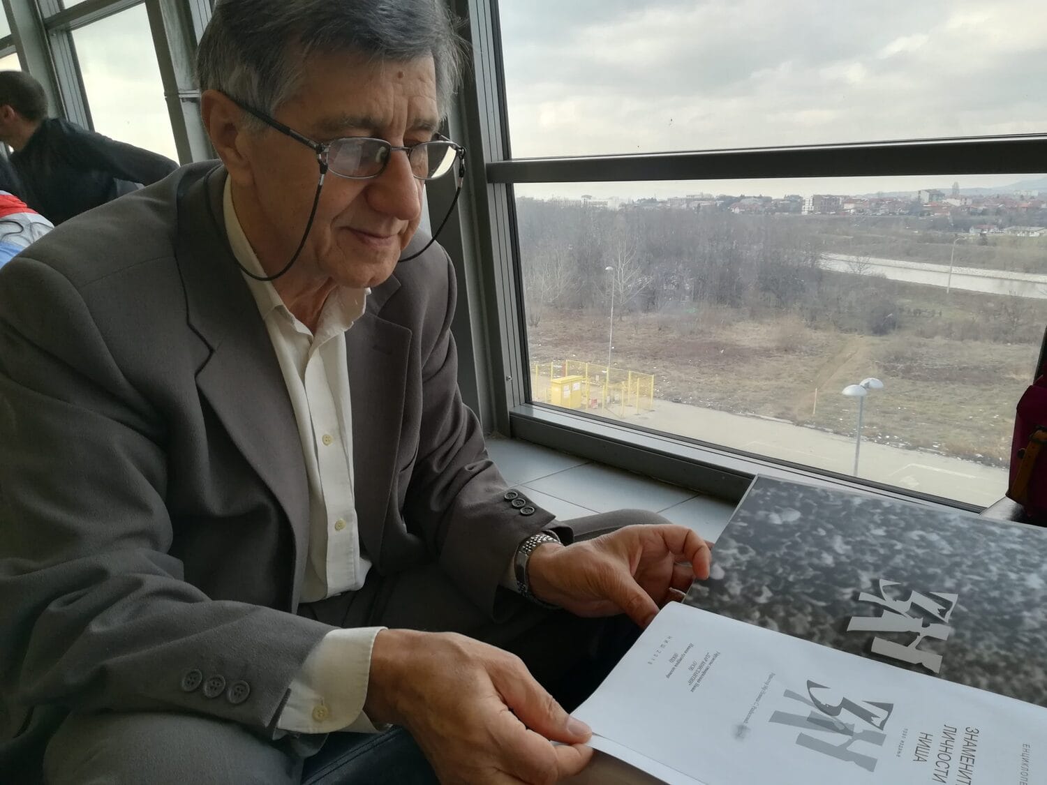 enciklopedija-znamenitih7-foto-jcm