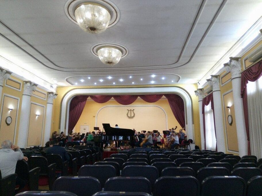 Humanitarni koncert za Janu Mitić u sali Niškog simfonijskog orkestra 9 1280x0 Simfonijski proba foto V Milic