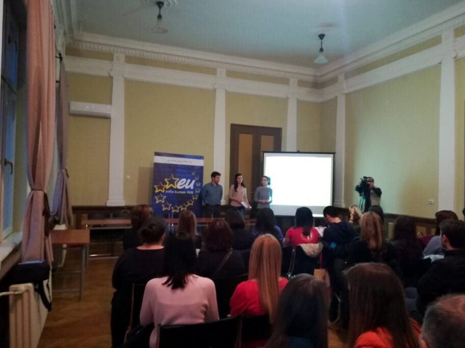 Akademska tribina zagadjenje vazduha foto Juzne vesti Milica Jovanovic scaled