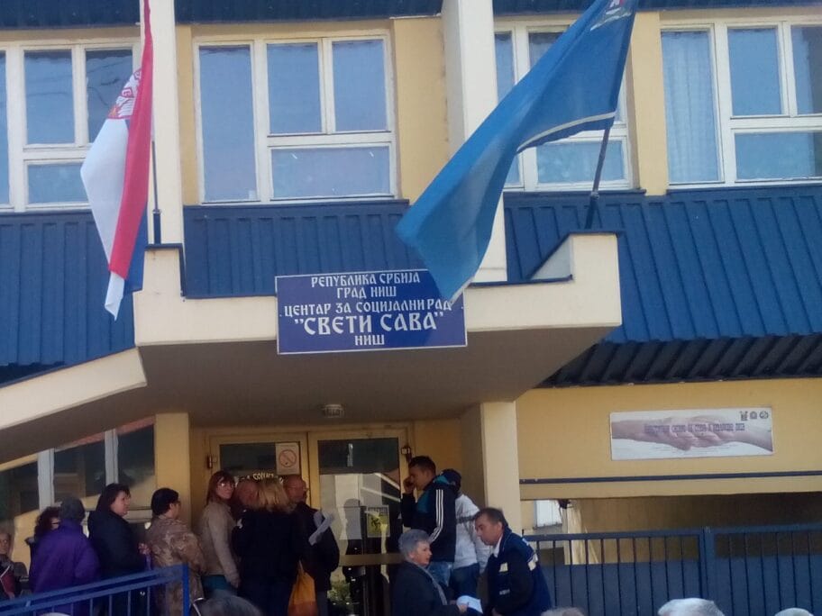 Javni poziv izbeglicama da se usele u 3 stana od 30 kvadrata u Nišu 5 Centar za socijalni rad Sveti Sava V Milic