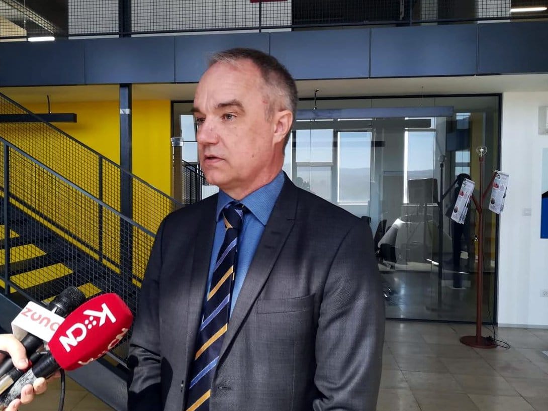 Ambasador-Svedske;-foto:-JV