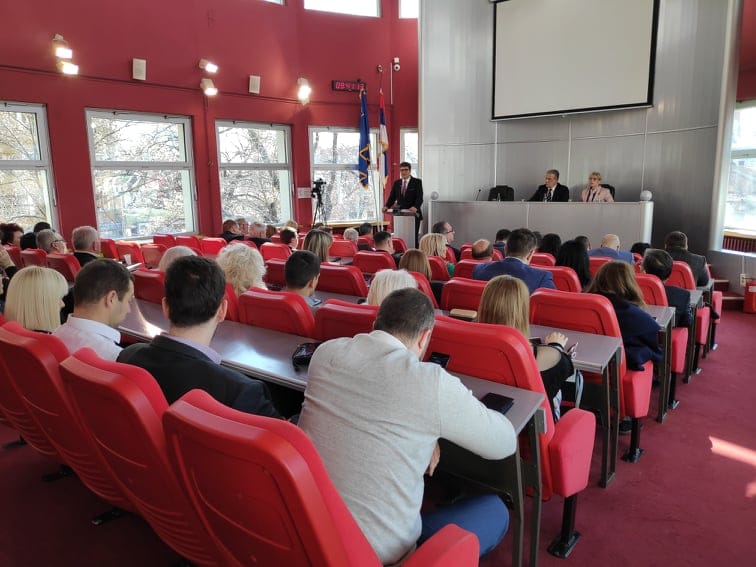 Posle odlaska opozicije, u Skupštini umesto debate - promocija vlasti 9 Skupstina Bulatovic foto V Milic