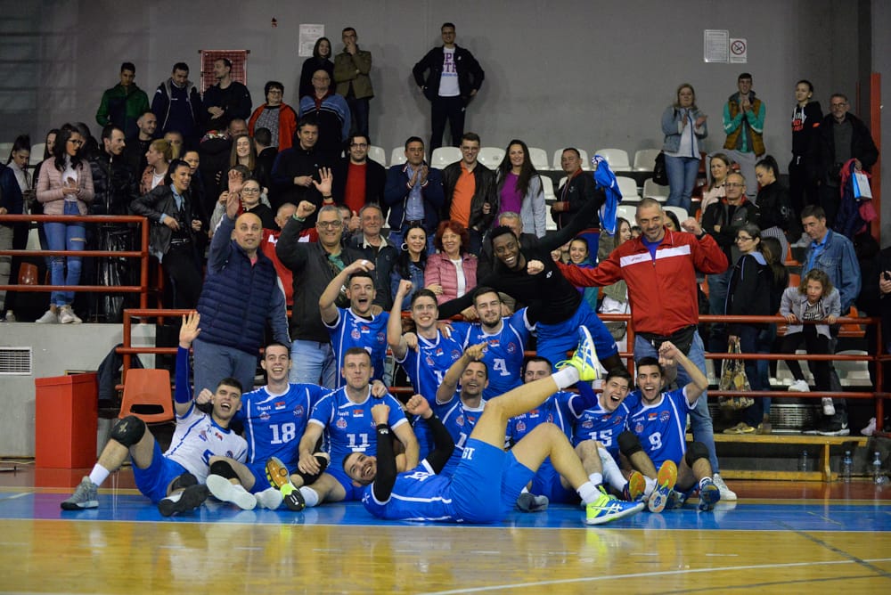 ok-nis,-ekipa,-foto-jv-vanja-keser