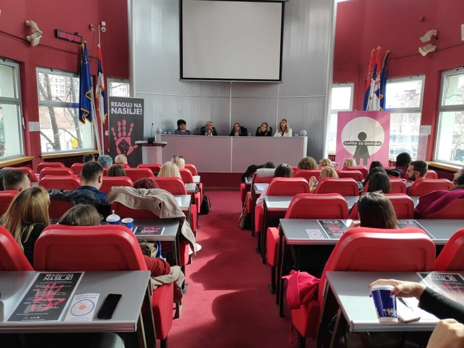 Suštinski cilj Zakona o sprečavanju porodičnog nasilja je zaboravljen 4 Konferencija Porodicno nasilje V Milic