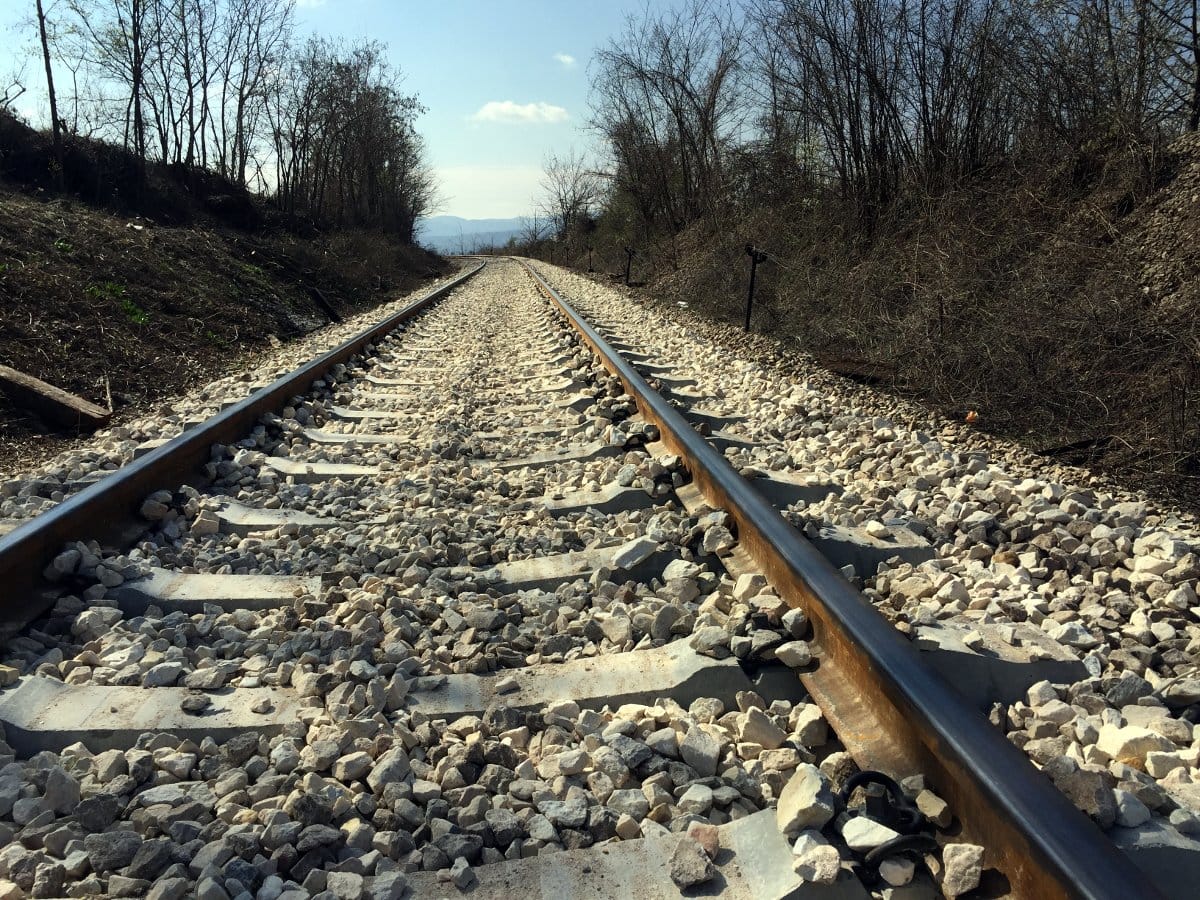 Opozicija traži hitnu obustavu transporta opasnih materija železnicom kroz Niš i jug Srbije 1 Pruga Matejevac8 mart 2019 foto JV D M
