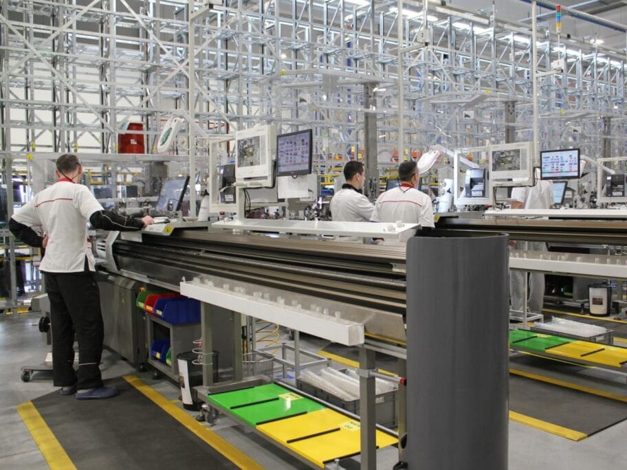 Vlada pozvala privrednike da rade i propisala mere 20 Aptiv Leskovac januar 2018 foto Bojana Antic