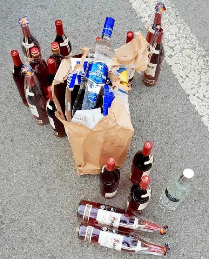 Zaplenjena zestoka pica foto Uprava carina