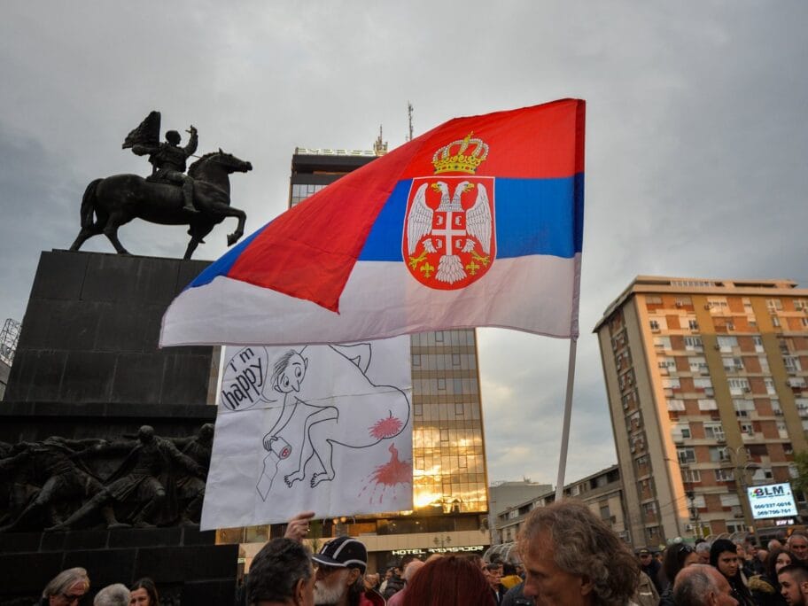 Protest opozicije najavljen za 8. jun u Nišu 11 13 protest 1 od 5 miliona pink zastava konj foto Juzne vesti Vanja Keser